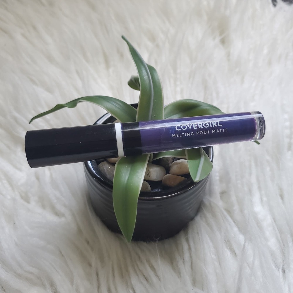 Covergirl Melting Pout Matte Lipstick Virgo #318